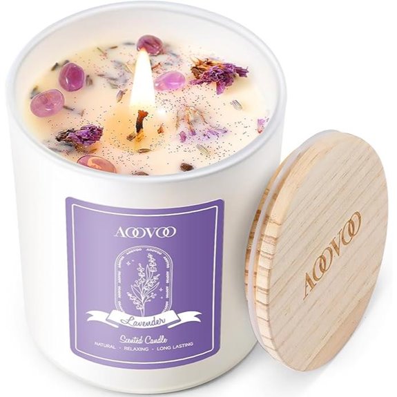 AOOVOO Lavender Scented Aromatherapy Candle with Crystals